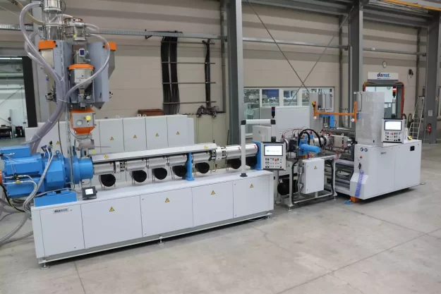 Plastic Extrusion Machines